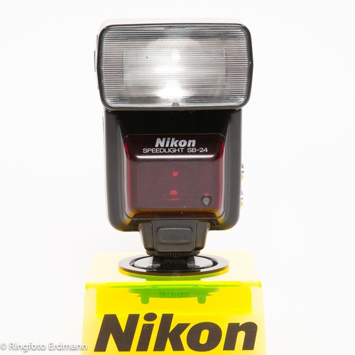 Nikon speedlight flash - sb-24,